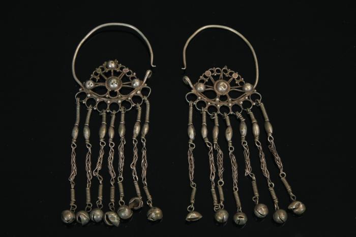 0468 khalka (ear-rings) Ferghana , nineteenth century